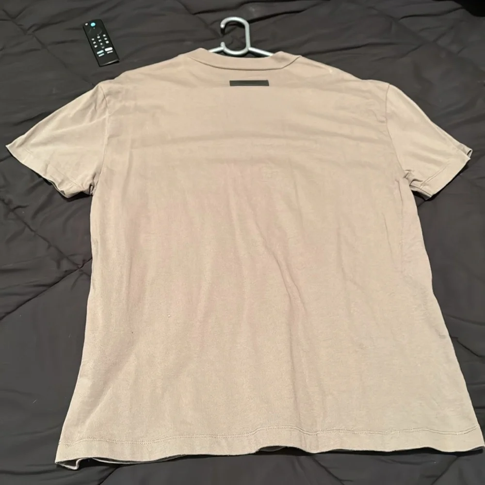 🩶FOG essentials tee🩶 - Picture 2 of 4